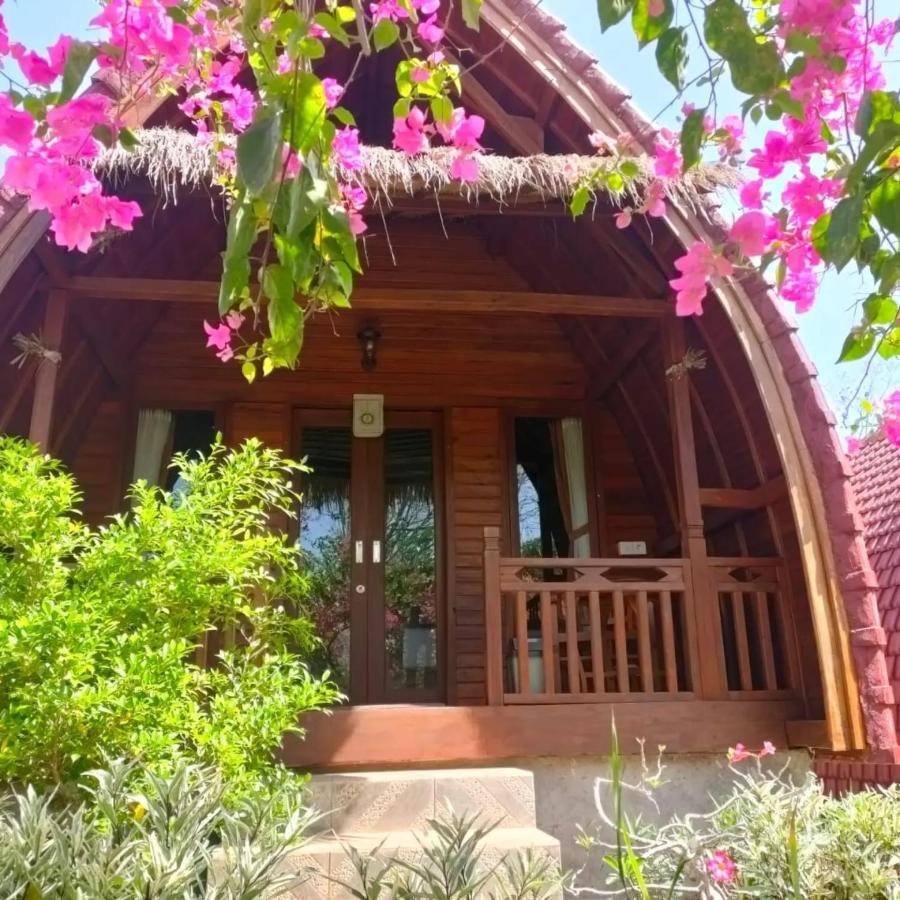 Bougainvillea Bungalow Batumadeg Ngoại thất bức ảnh